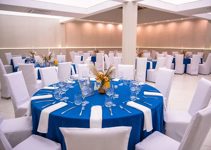 酒店 阿奈克斯卡兹米尔兹酒店