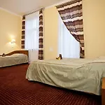Aneks Kazimierz 3*