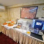 Aneks Kazimierz 3*