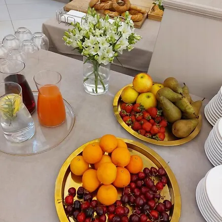 阿奈克斯卡兹米尔兹酒店 3*