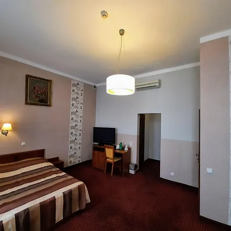 فندق Aneks Kazimierz 3*